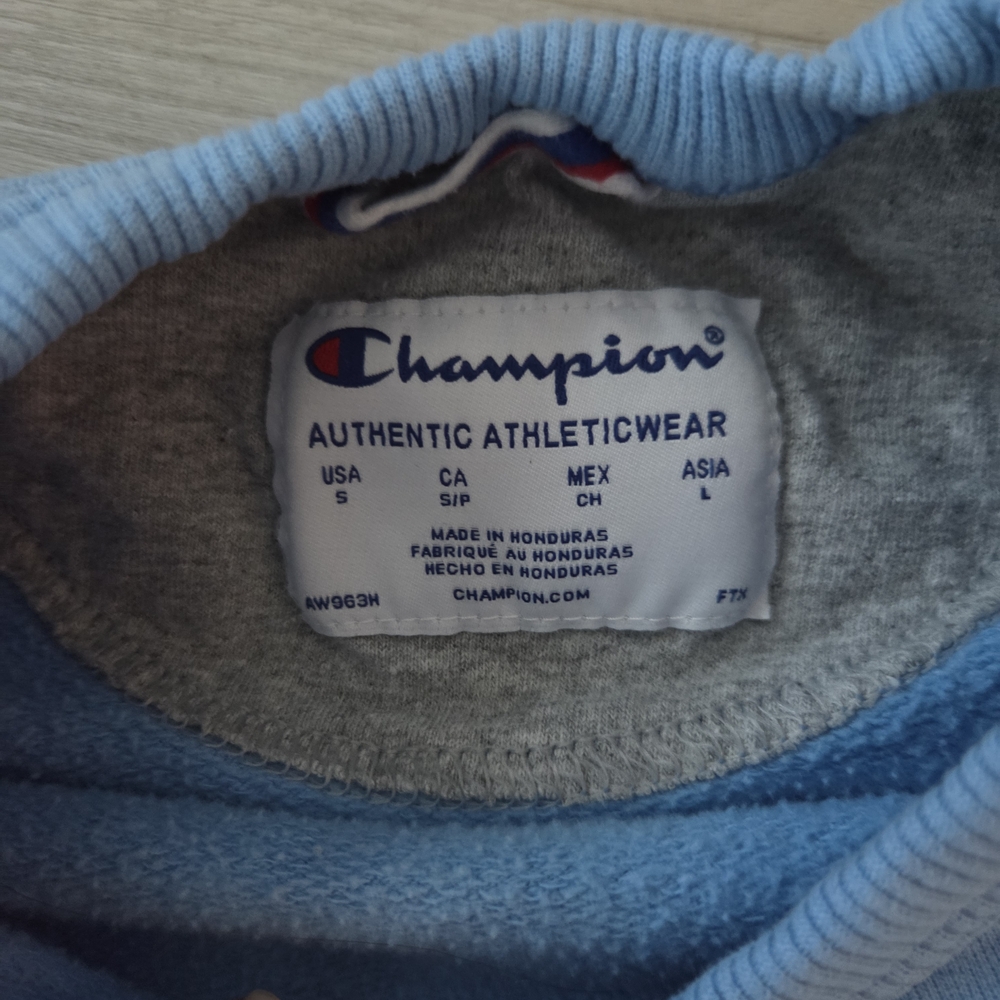 Champion Men's Light Blue Crew Neck Sweatshirt - Picture 3 of 8